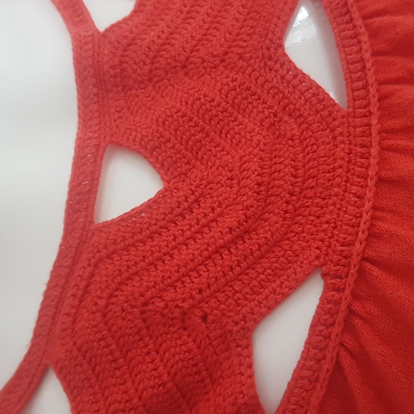 Intricate Banana Republic Cotton Red Woven Top - Picture 2 of 5